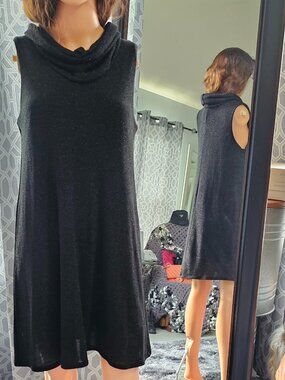 Charming Charlie Sleeveless Black Cowl‑Neck Shift Dress – Size Small
